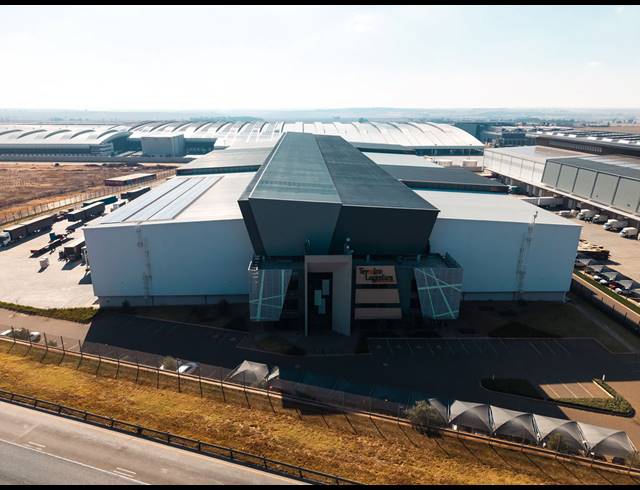 22,095M² WAREHOUSE TO LET IN GLEN MARAIS